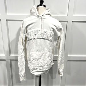 Men’s Supreme Ivory Sweatshirt, M